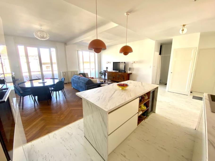 Superbe Appartement Hyper Centre 4 Personnes Valence  Esterno foto